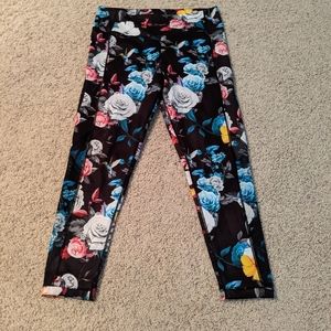 Zyia floral leggings